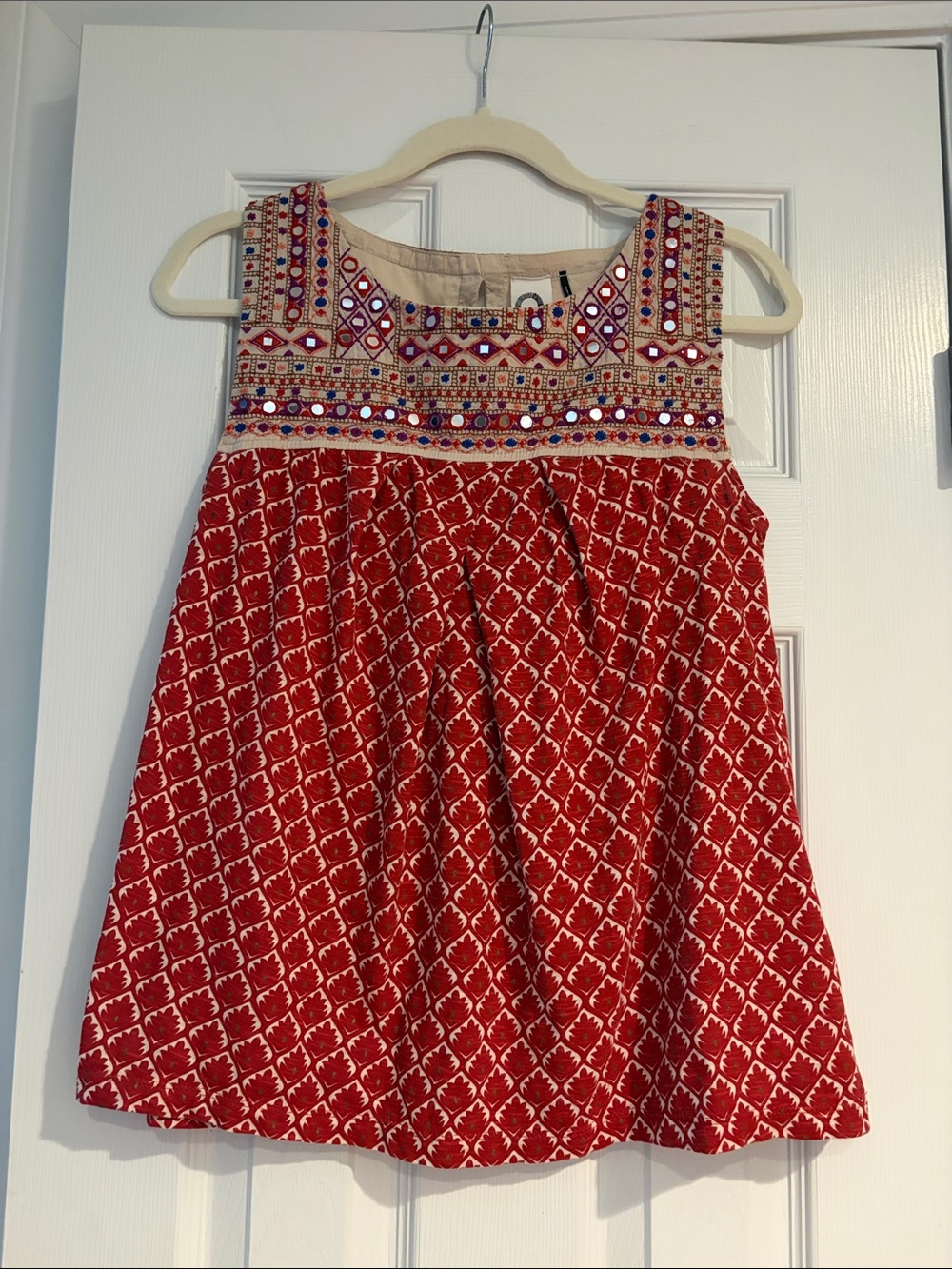 Akemi + Kin Eivy Tank - Picture 2 of 6